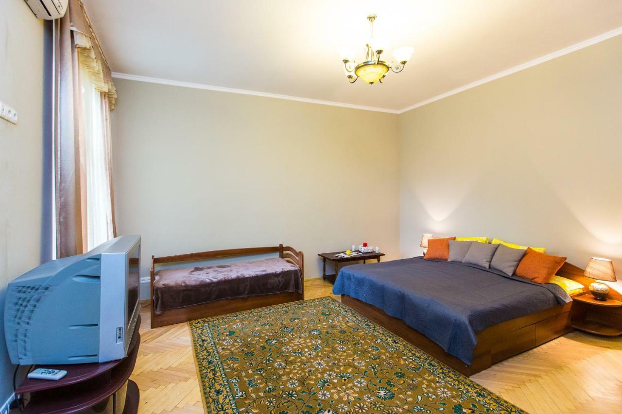 Apartments On Sholom Aleichem Та Ще Варіант Поруч Leopoli Esterno foto