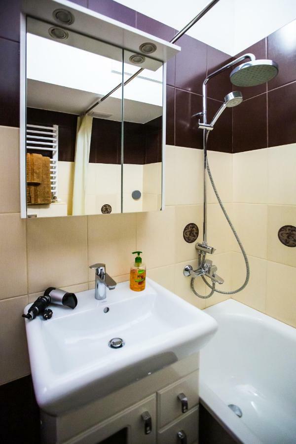 Apartments On Sholom Aleichem Та Ще Варіант Поруч Leopoli Esterno foto