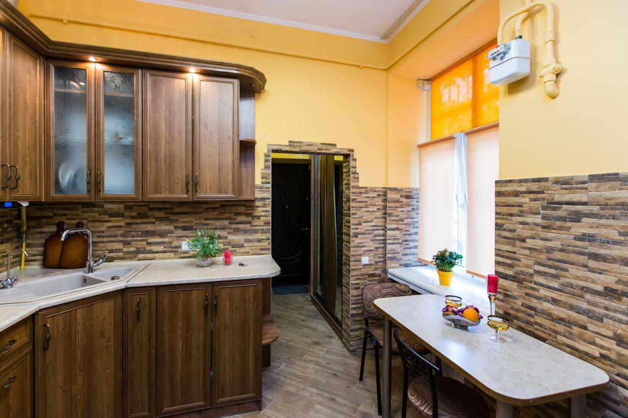 Apartments On Sholom Aleichem Та Ще Варіант Поруч Leopoli Esterno foto
